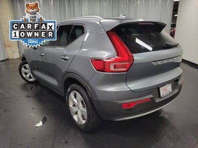 2019 Volvo XC40 Momentum