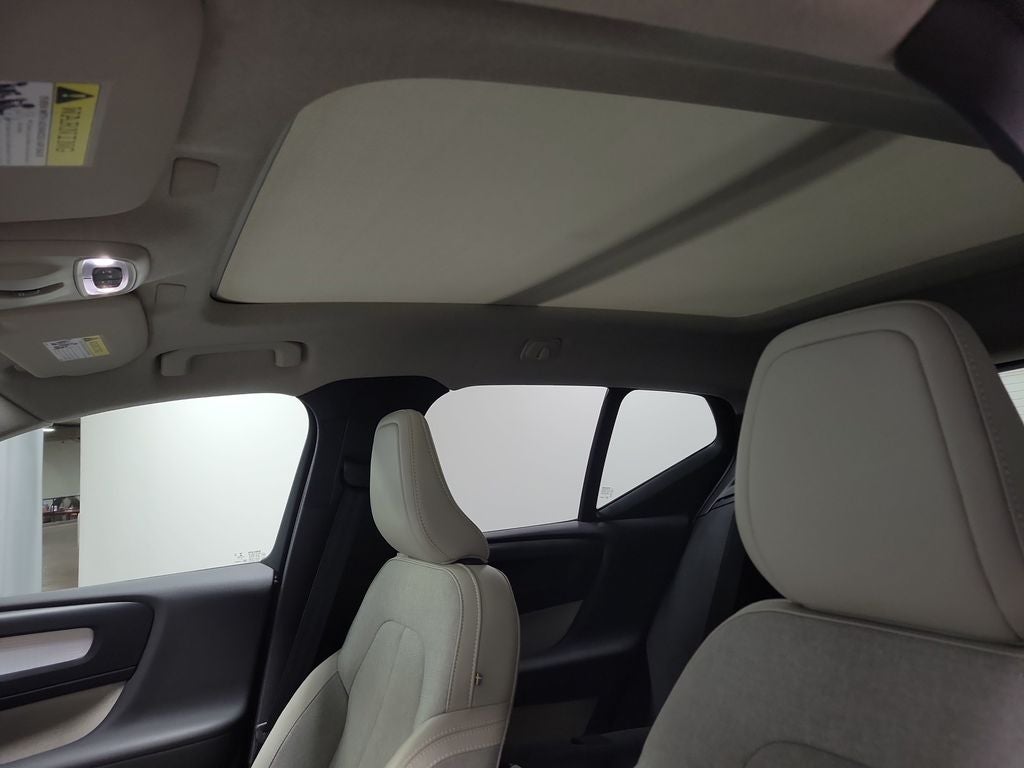 2020 Volvo XC40 Momentum