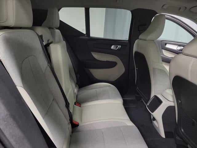 2020 Volvo XC40 Momentum