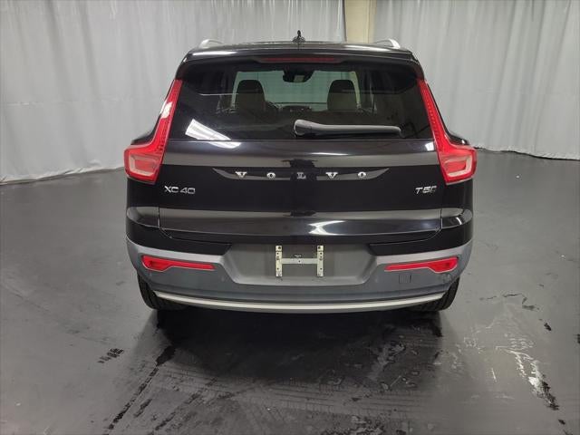 2020 Volvo XC40 Momentum