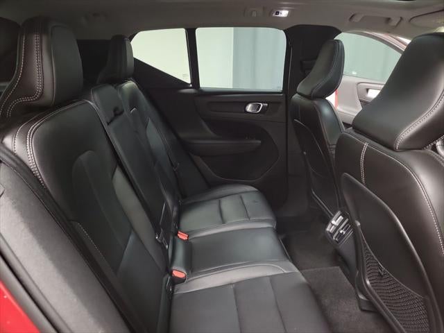 2019 Volvo XC40 Momentum