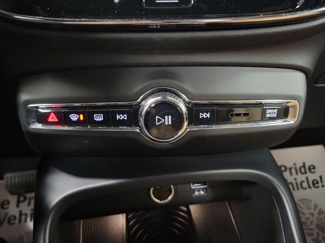 2019 Volvo XC40 Momentum