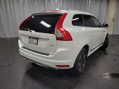 2017 Volvo XC60 T5 Dynamic