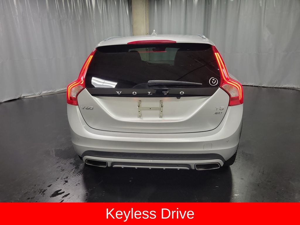 2017 Volvo V60 Cross Country T5