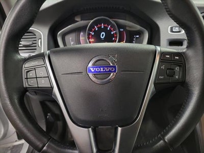 2017 Volvo V60 Cross Country T5