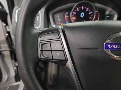 2017 Volvo V60 Cross Country T5
