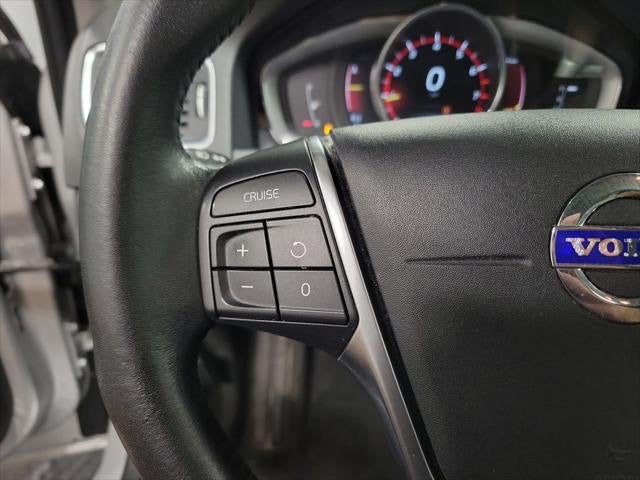 2017 Volvo V60 Cross Country T5
