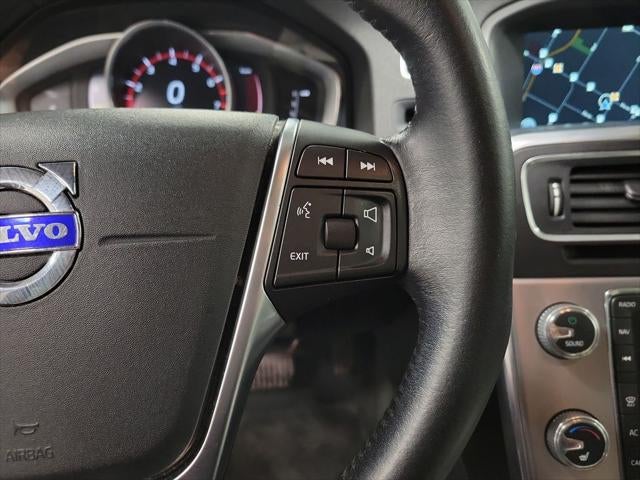 2017 Volvo V60 Cross Country T5