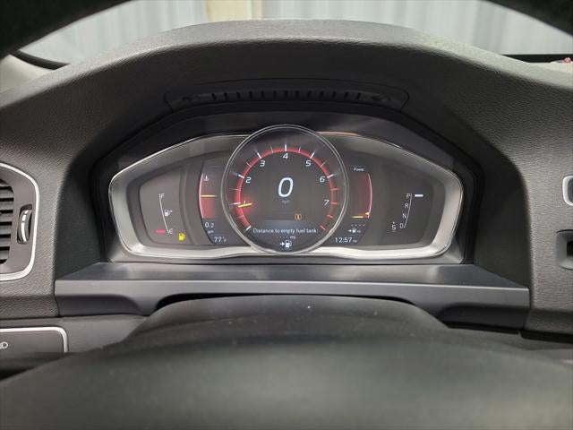 2017 Volvo V60 Cross Country T5