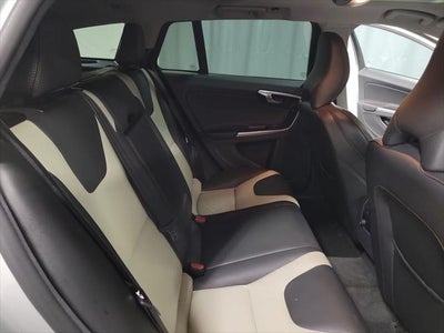 2017 Volvo V60 Cross Country T5