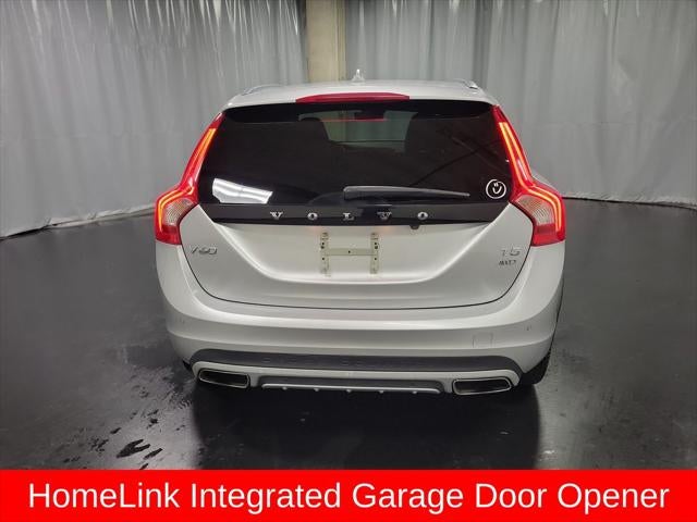 2017 Volvo V60 Cross Country T5