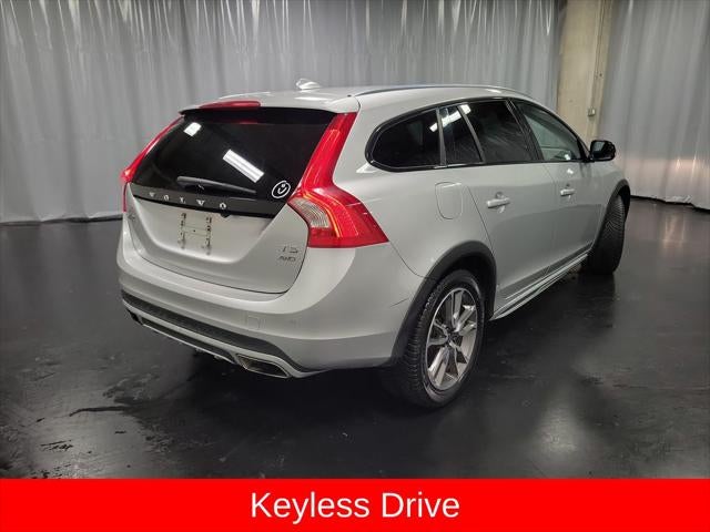 2017 Volvo V60 Cross Country T5