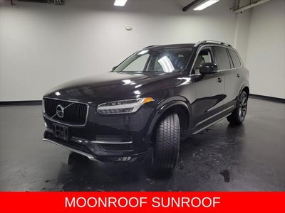 2017 Volvo XC90 T6 Momentum