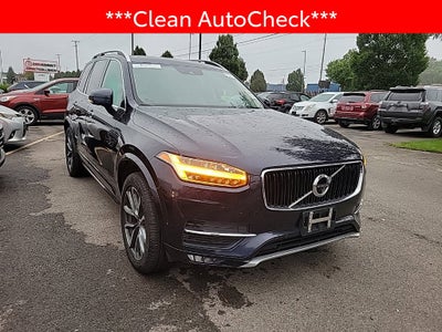 2017 Volvo XC90 T6 Momentum