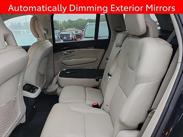2017 Volvo XC90 T6 Momentum