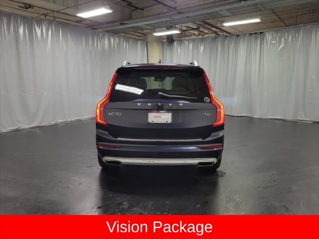 2017 Volvo XC90 T6 Momentum