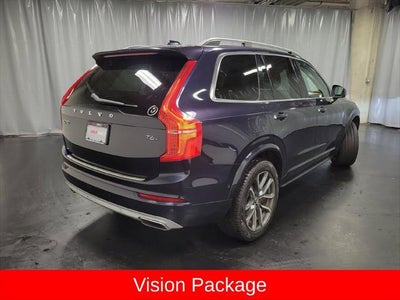 2017 Volvo XC90 T6 Momentum