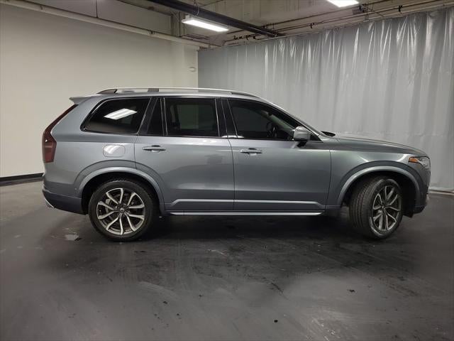 2017 Volvo XC90 T6 Momentum
