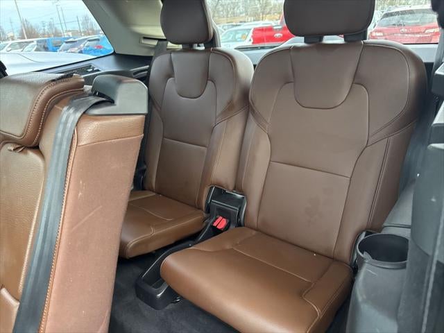2019 Volvo XC90 T6 Momentum