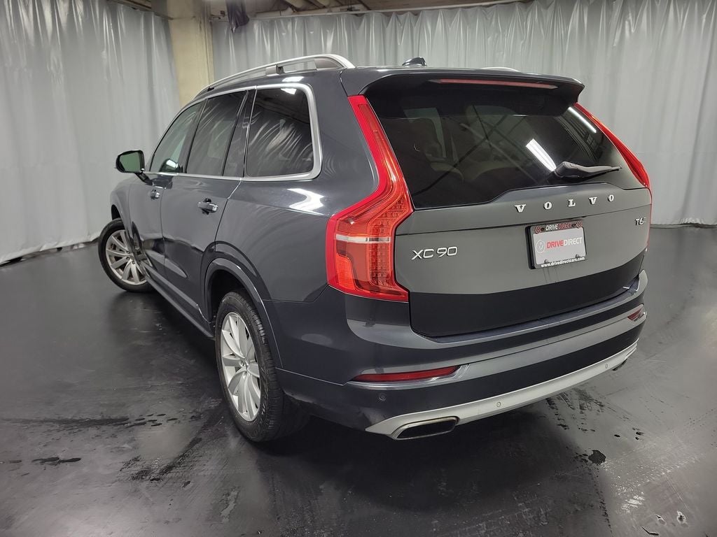 2016 Volvo XC90 T6 Momentum