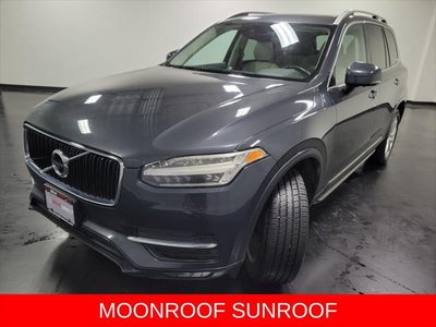 2016 Volvo XC90 T6 Momentum