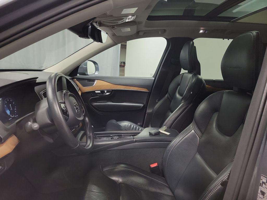 2018 Volvo XC90 T6 Inscription