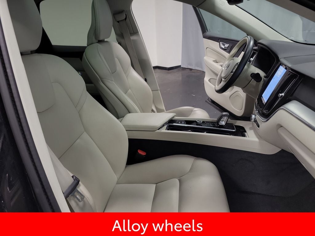 2024 Volvo XC60 Recharge Plug-In Hybrid T8 Plus