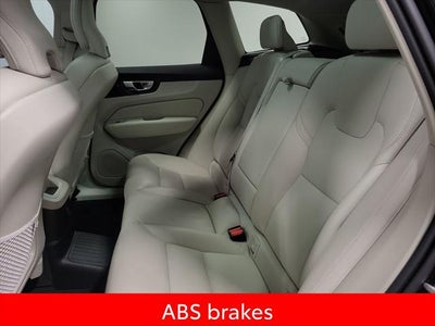 2024 Volvo XC60 Recharge Plug-In Hybrid T8 Plus