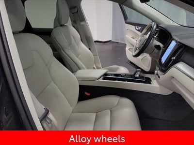 2024 Volvo XC60 Recharge Plug-In Hybrid T8 Plus