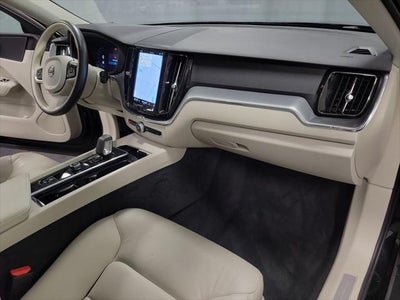 2024 Volvo XC60 Recharge Plug-In Hybrid T8 Plus