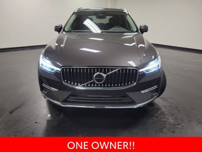 2023 Volvo XC60 Recharge Plug-In Hybrid T8 Core Bright Theme