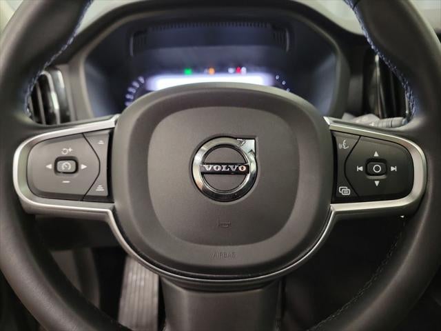 2023 Volvo XC60 Recharge Plug-In Hybrid T8 Core Bright Theme