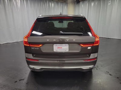 2023 Volvo XC60 Recharge Plug-In Hybrid T8 Core Bright Theme
