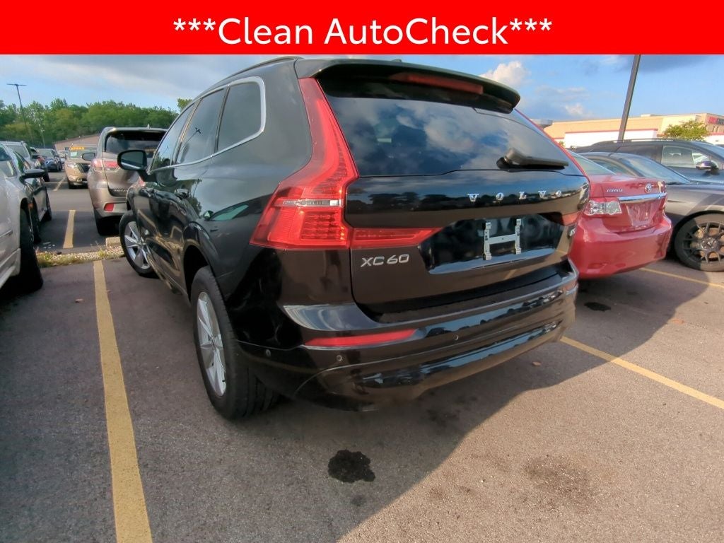 2022 Volvo XC60 B5 Momentum