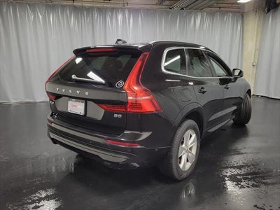 2022 Volvo XC60 B5 Momentum