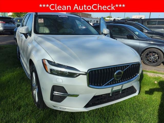 2022 Volvo XC60 B5 Momentum