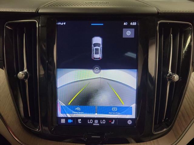 2022 Volvo XC60 B5 Inscription