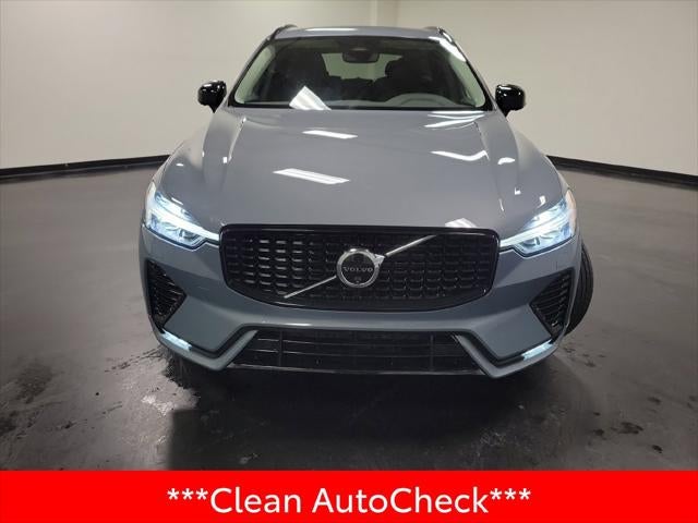 2024 Volvo XC60 B5 Plus Dark Theme