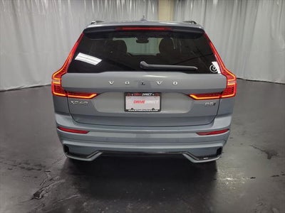 2024 Volvo XC60 B5 Plus Dark Theme