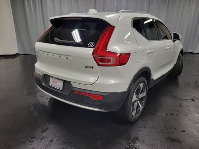 2024 Volvo XC40 B5 Plus Bright Theme