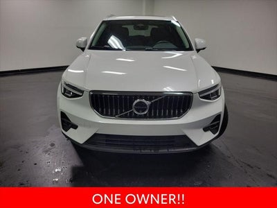 2024 Volvo XC40 B5 Plus Bright Theme