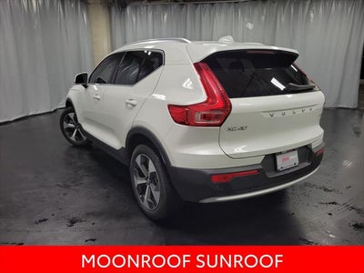 2024 Volvo XC40 B5 Plus Bright Theme