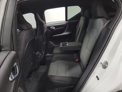 2024 Volvo XC40 B5 Core
