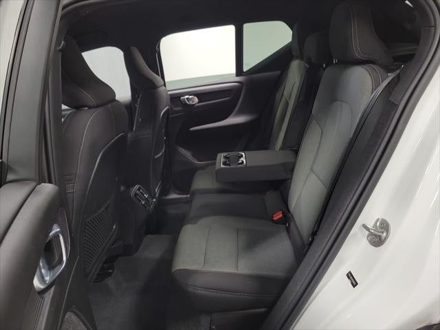 2024 Volvo XC40 B5 Core