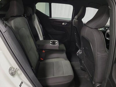 2024 Volvo XC40 B5 Core