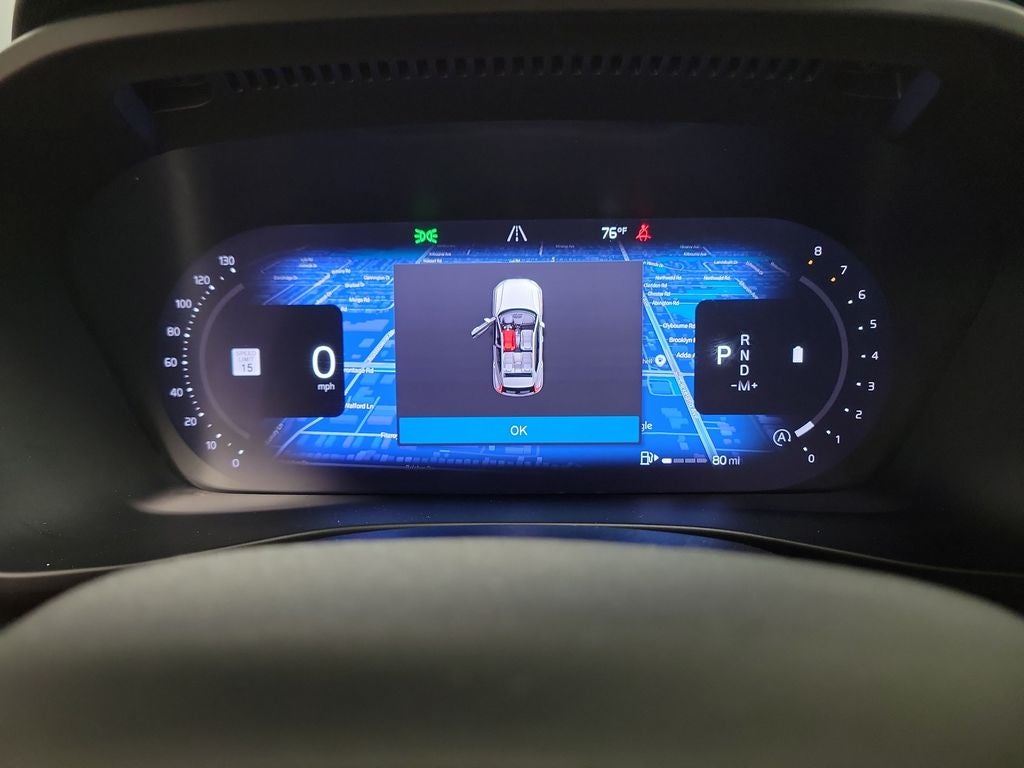 2024 Volvo XC40 B5 Plus Dark Theme