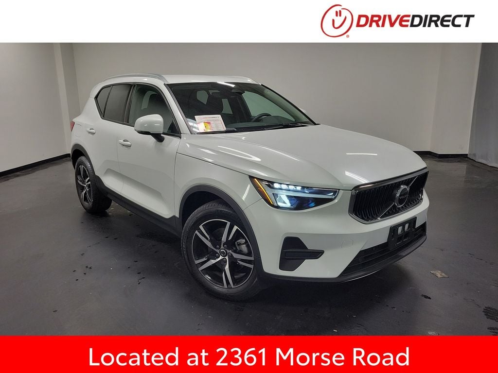 2023 Volvo XC40 B5 Core