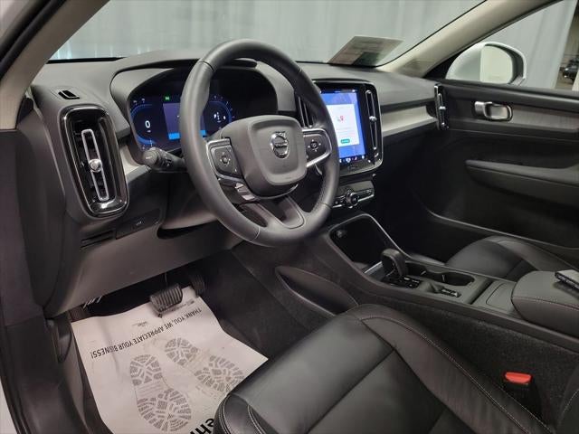 2023 Volvo XC40 B5 Core