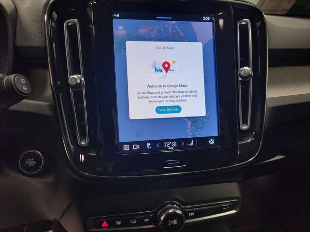 2023 Volvo XC40 B5 Core