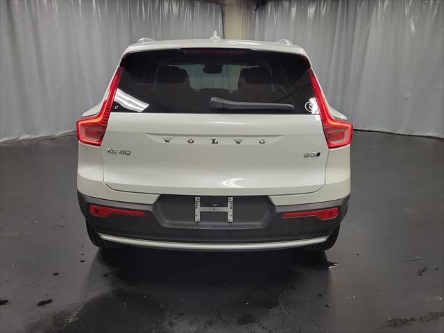 2023 Volvo XC40 B5 Core